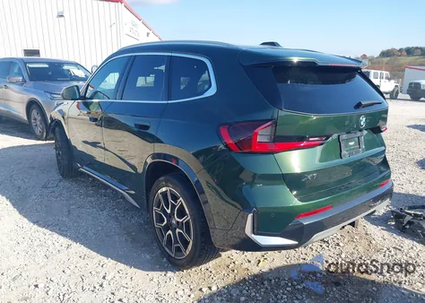 2023 BMW X1 xDrive28I из США, поврежденный, VIN WBX73EF05P5W57046